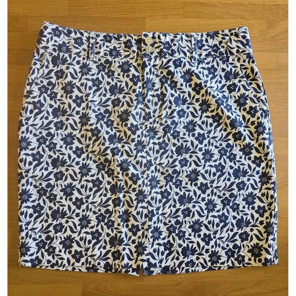Chaps Womens Navy Blue White Floral Seersucker Skirt Cotton Knee Length Size 8